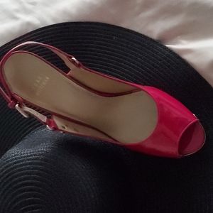 Beautiful pink slingback shoe